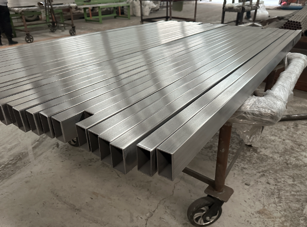 黔南新能源汽车用不锈钢方管 现货